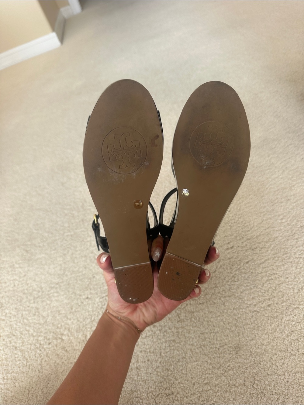 Tory Burch Black Patent Platform Wedge Sandals with Gold Logo - Picture 5 of 5